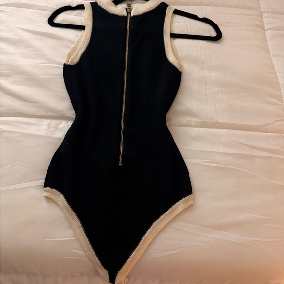 Balmain Kids Monochrome Sleeveless Bodysuit - Picture 2 of 2